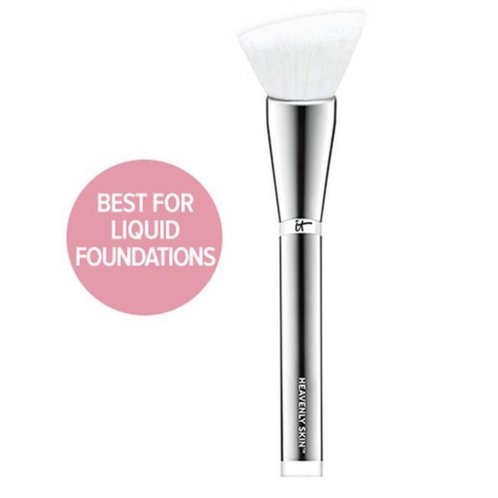 It Cosmetics Heavenly Skin Smoothing Complexion Brush #704